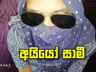 Srilankan Muslim Girl Saleema suka bercinta dengan gaya doggy - Whisker Pussy Hardcore - Iwashanna Loathe Ayya